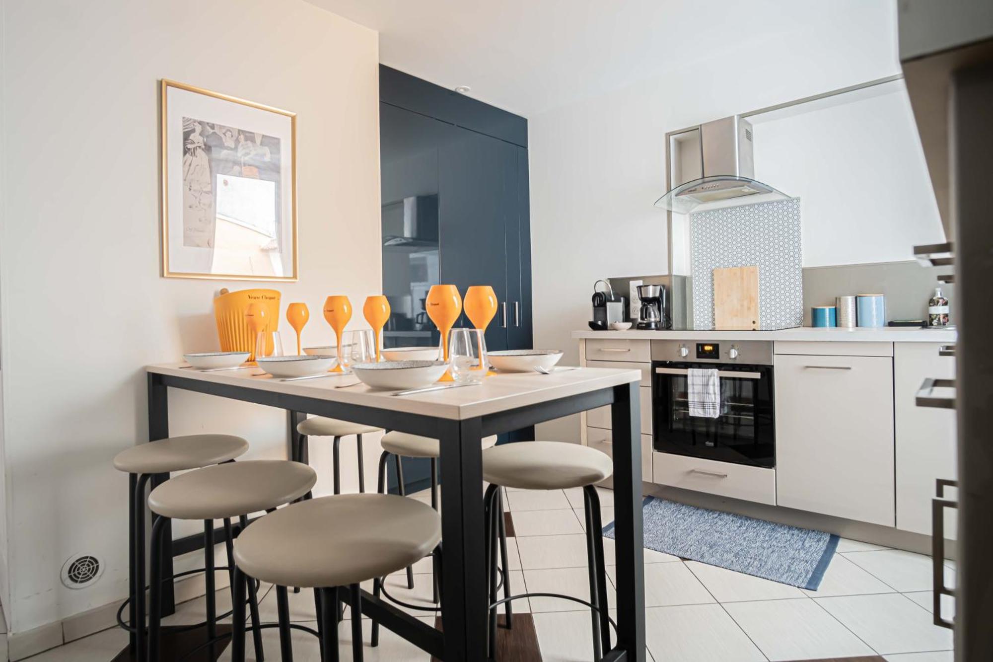 Triplex Cathedrale Parking Gratuit Apartment Reims Exterior photo
