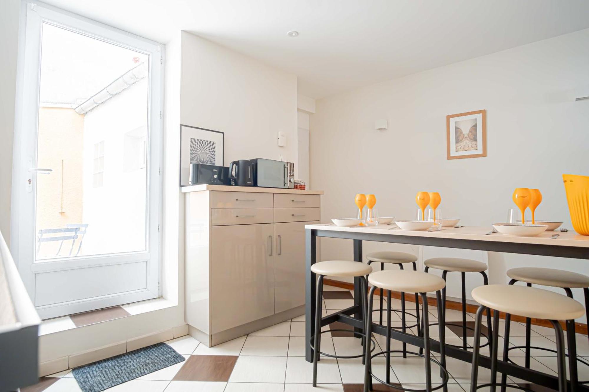 Triplex Cathedrale Parking Gratuit Apartment Reims Exterior photo